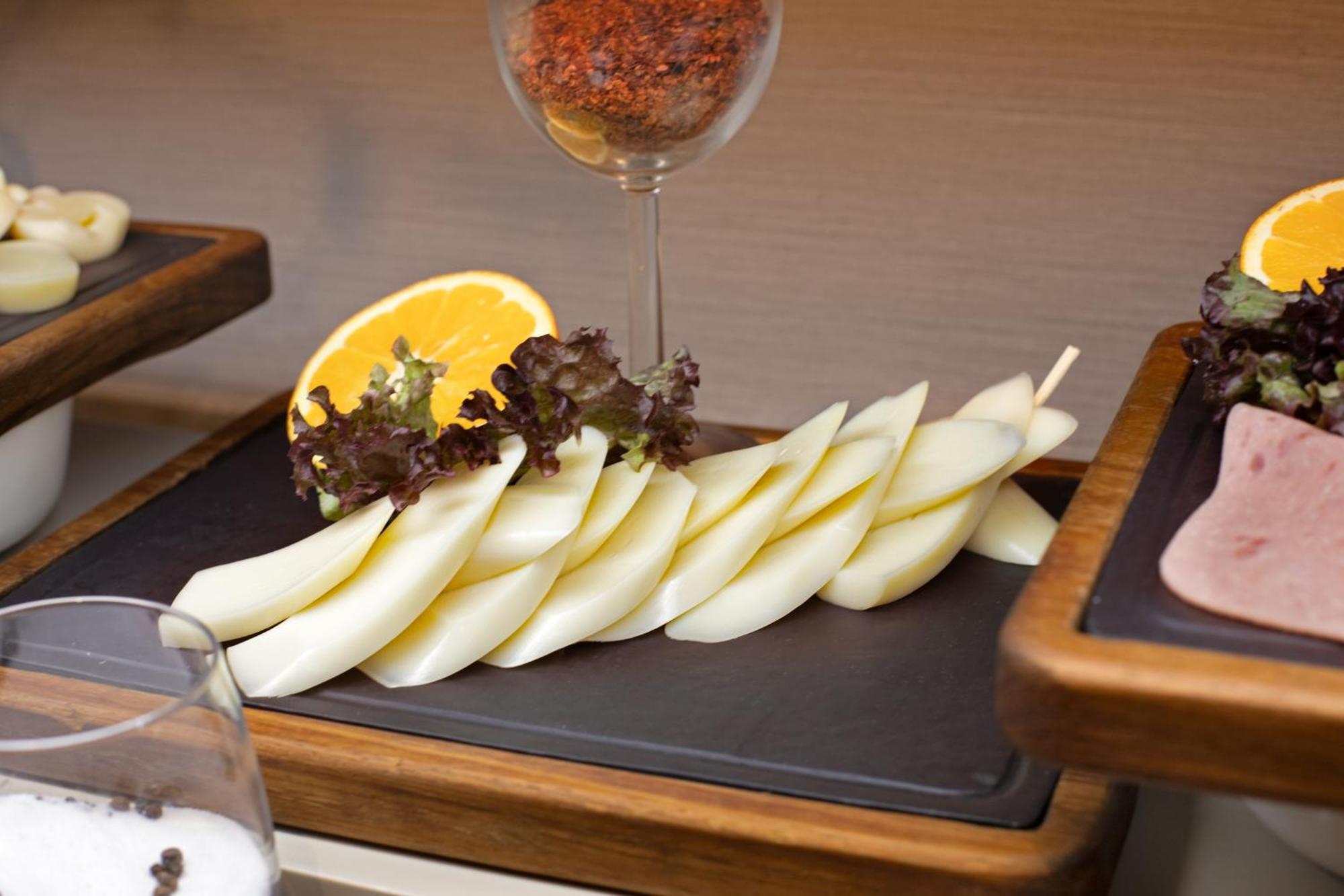 Bentley Hotel Old City-Special Class 이스탄불 외부 사진 Idiazabal cheese