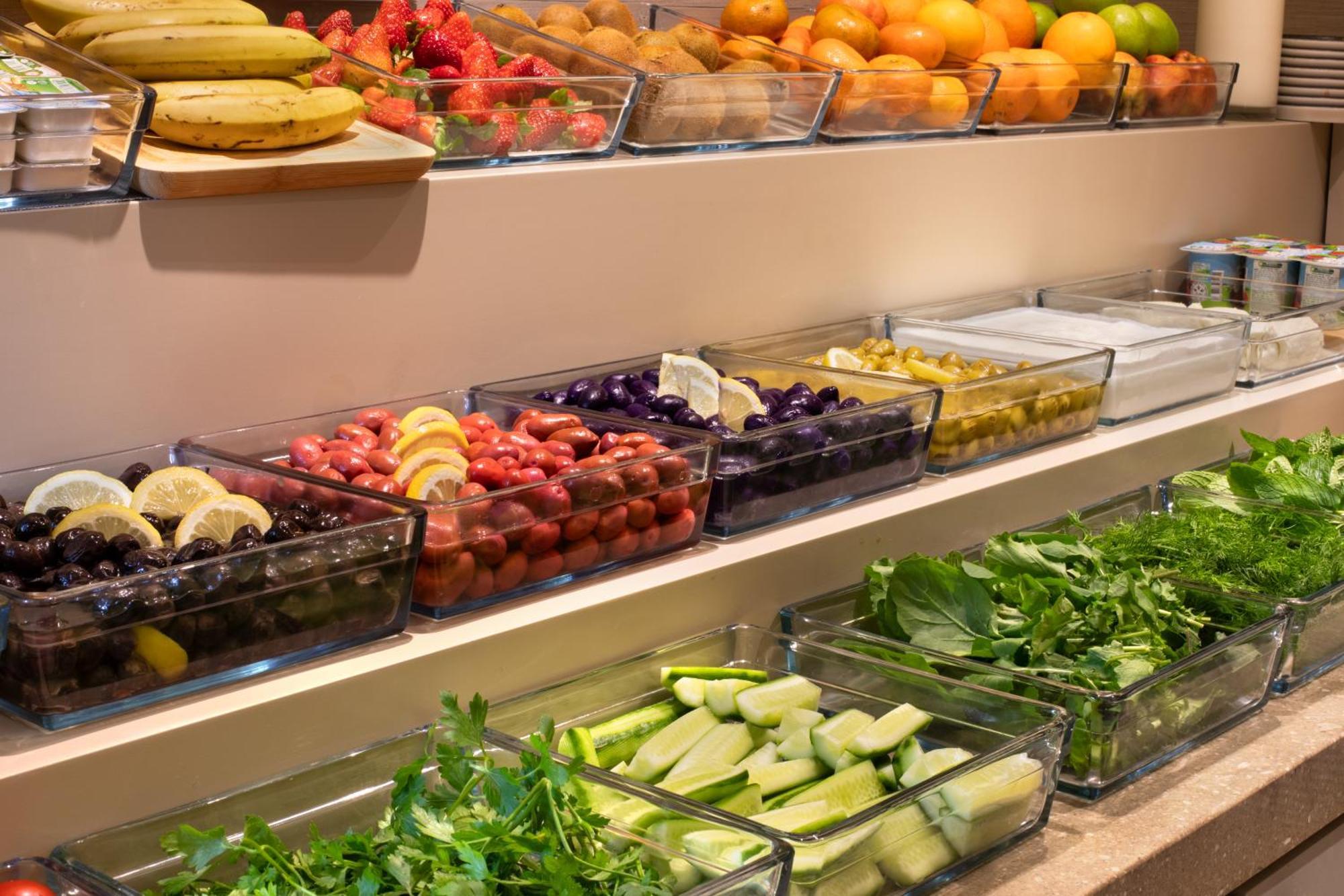 Bentley Hotel Old City-Special Class 이스탄불 외부 사진 A salad bar